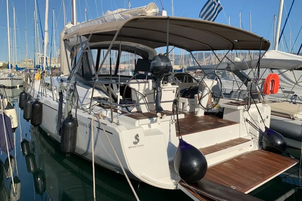 Exterior view of Luna Maris, a Beneteau Oceanis 46.1 sailboat at Athens, Greece