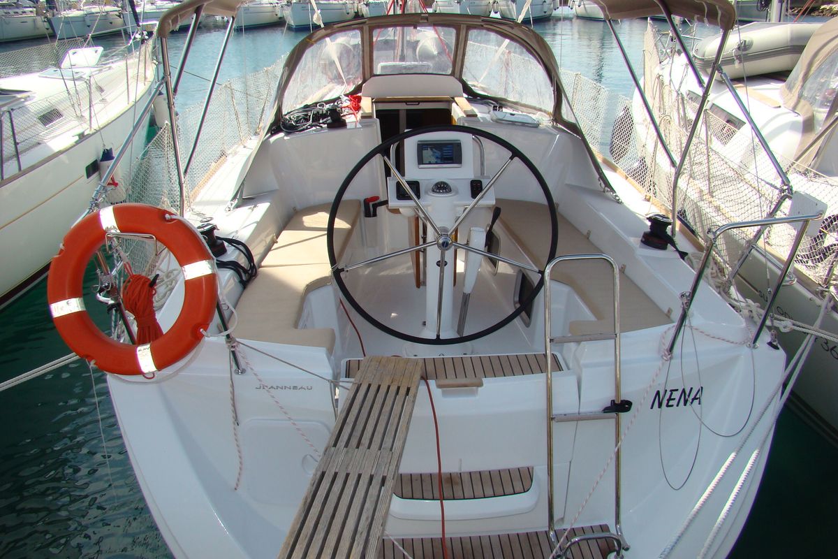 Cockpit of Nena, a Jeanneau Sun Odyssey 33i sailboat at Općina Sukošan, Croatia
