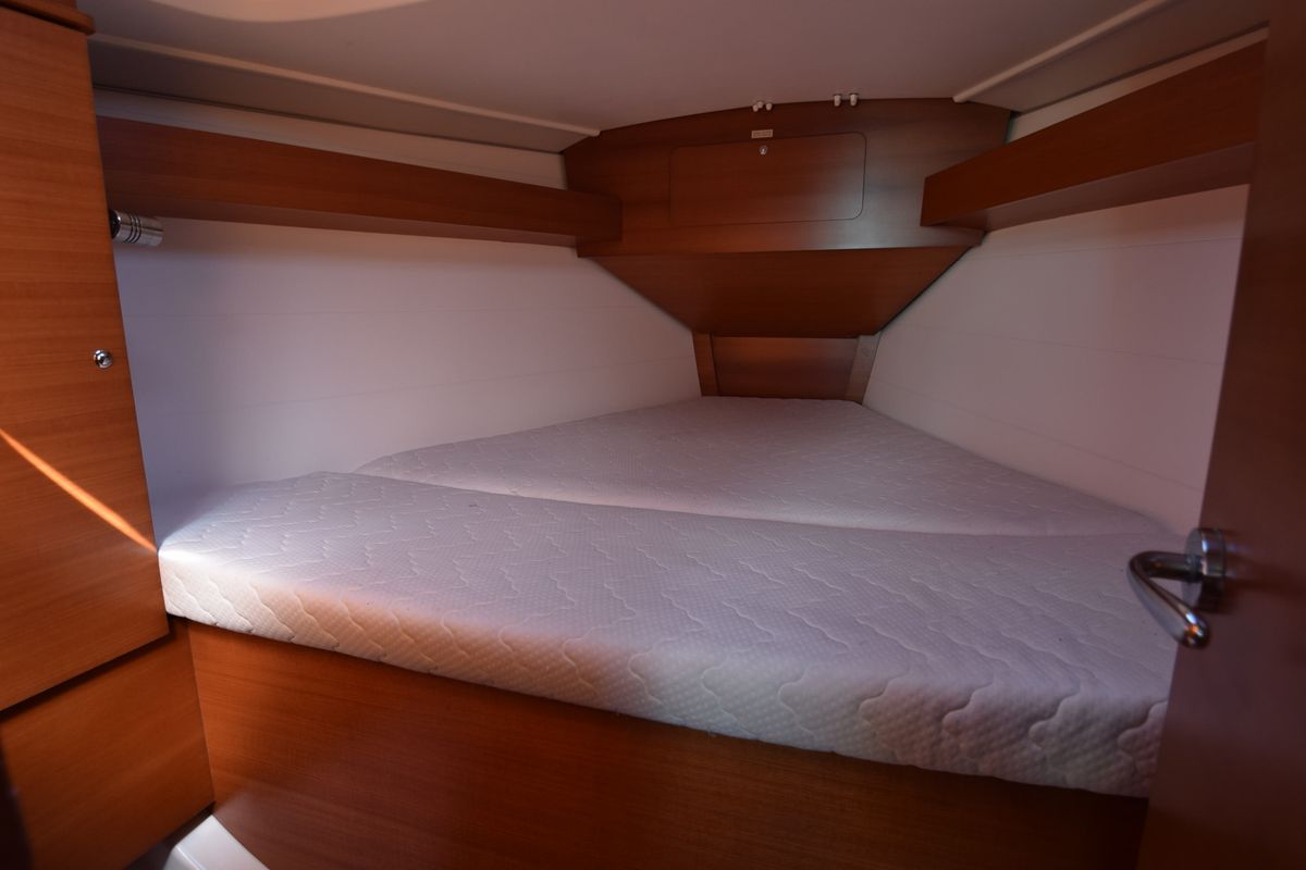 Cabin on Vittoria, a Dufour 335 Grand Large sailboat at Nieuwpoort, Belgium