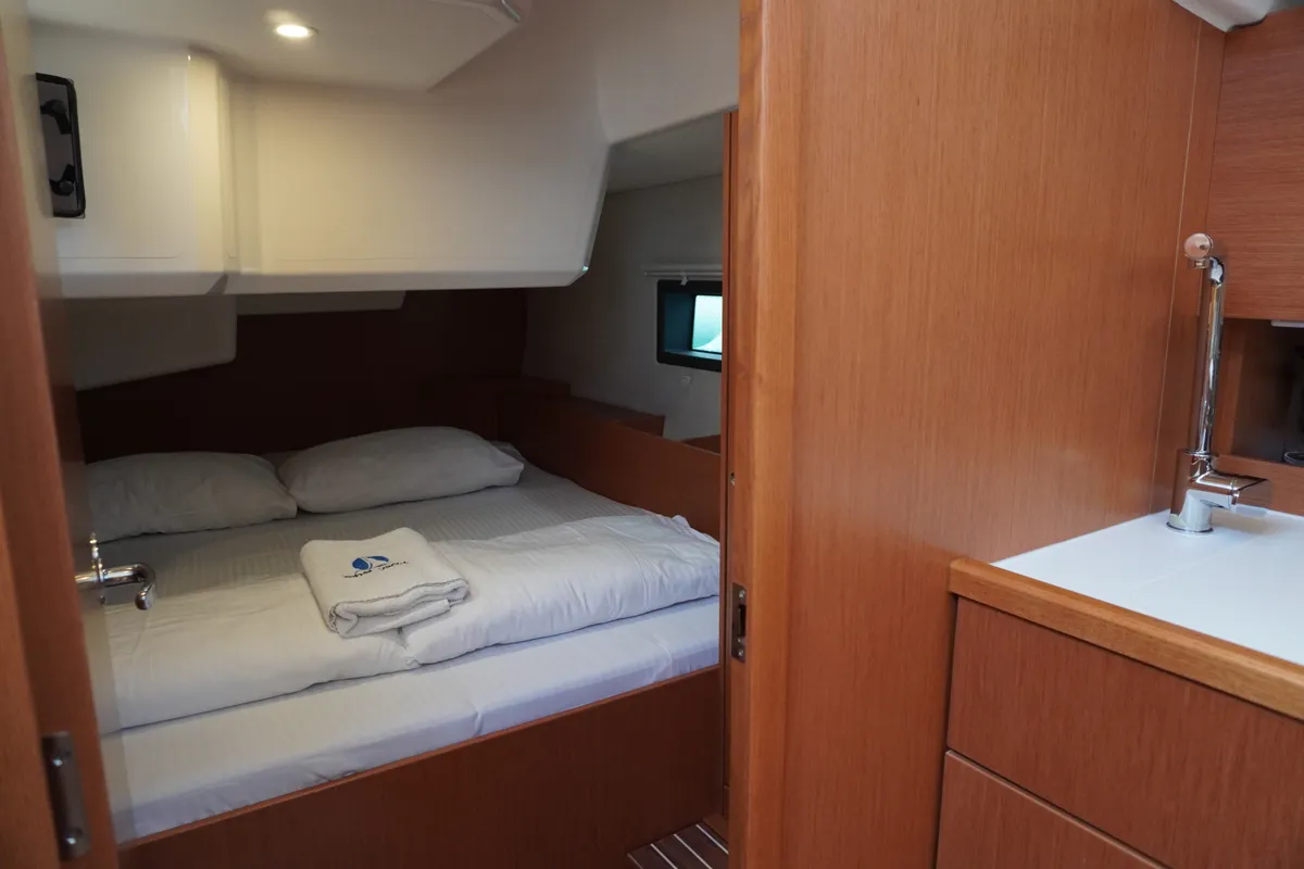 Cabin on Alara-3, a Bavaria C42 sailboat at Fethiye, Turkey
