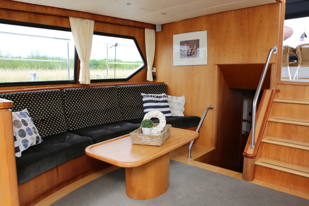Salon of Royal, a Pacific Allure 155 motorboat at Heukelum, Netherlands