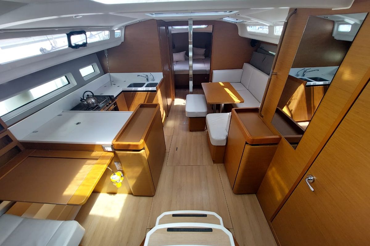 Salon of Apollonas, a Jeanneau Sun Odyssey 440 sailboat at Gouvia, Greece