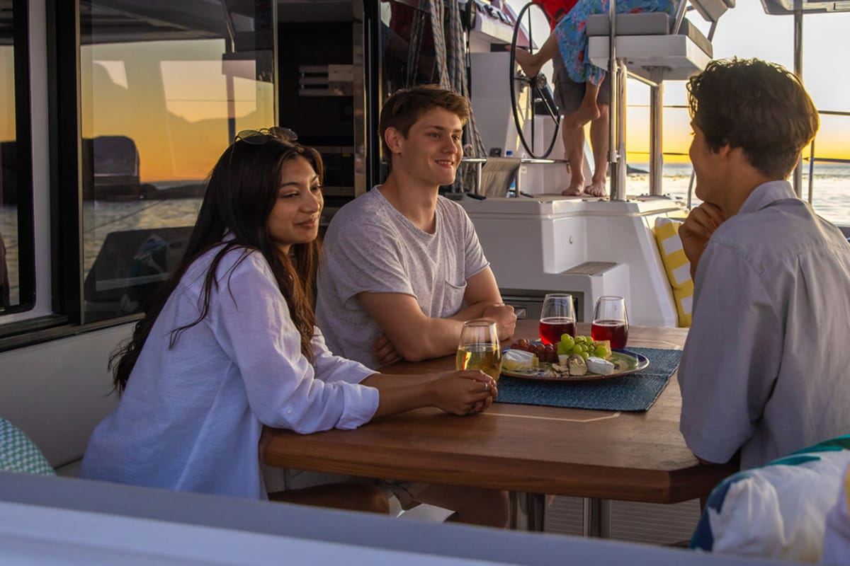 Deck of Sunsail 424/4/4 Premium Plus, a Gulet Sunsail 424 catamaran at Gouvia, Greece