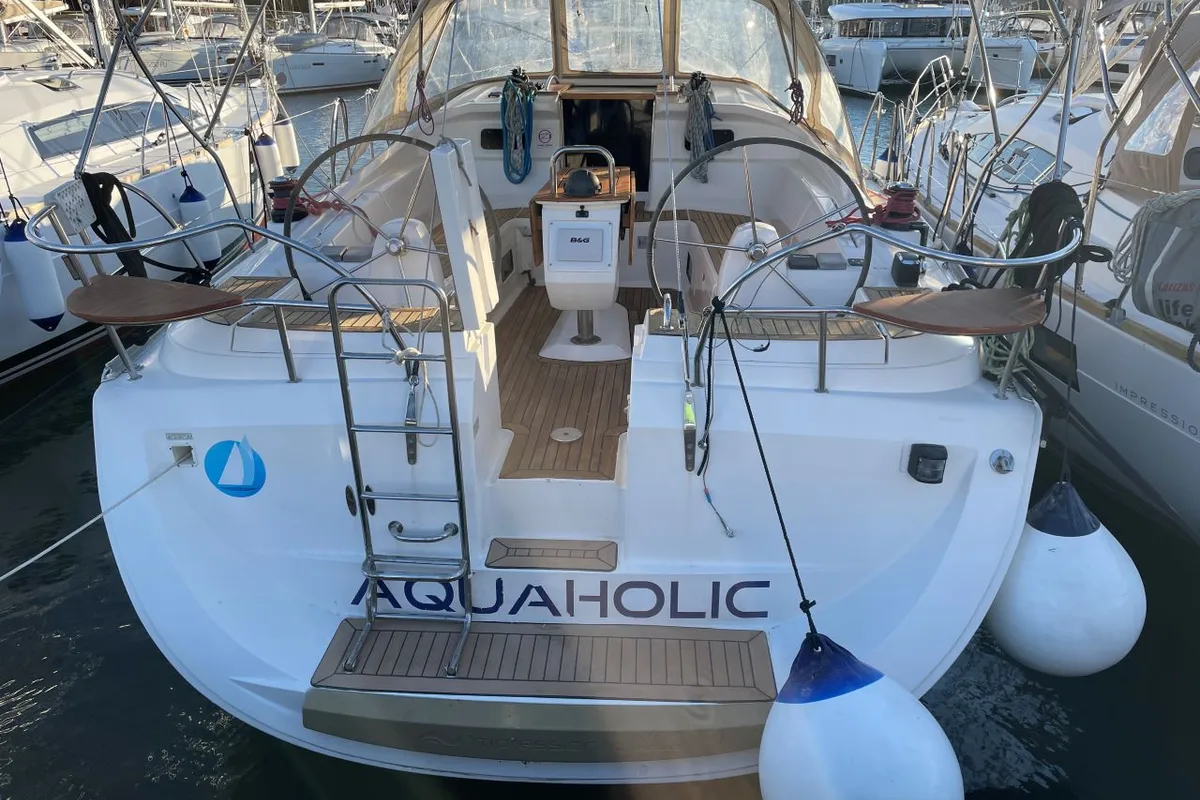 Exterior view of Aquaholic, a Elan 434 Impression sailboat at Grad Pula, Croatia