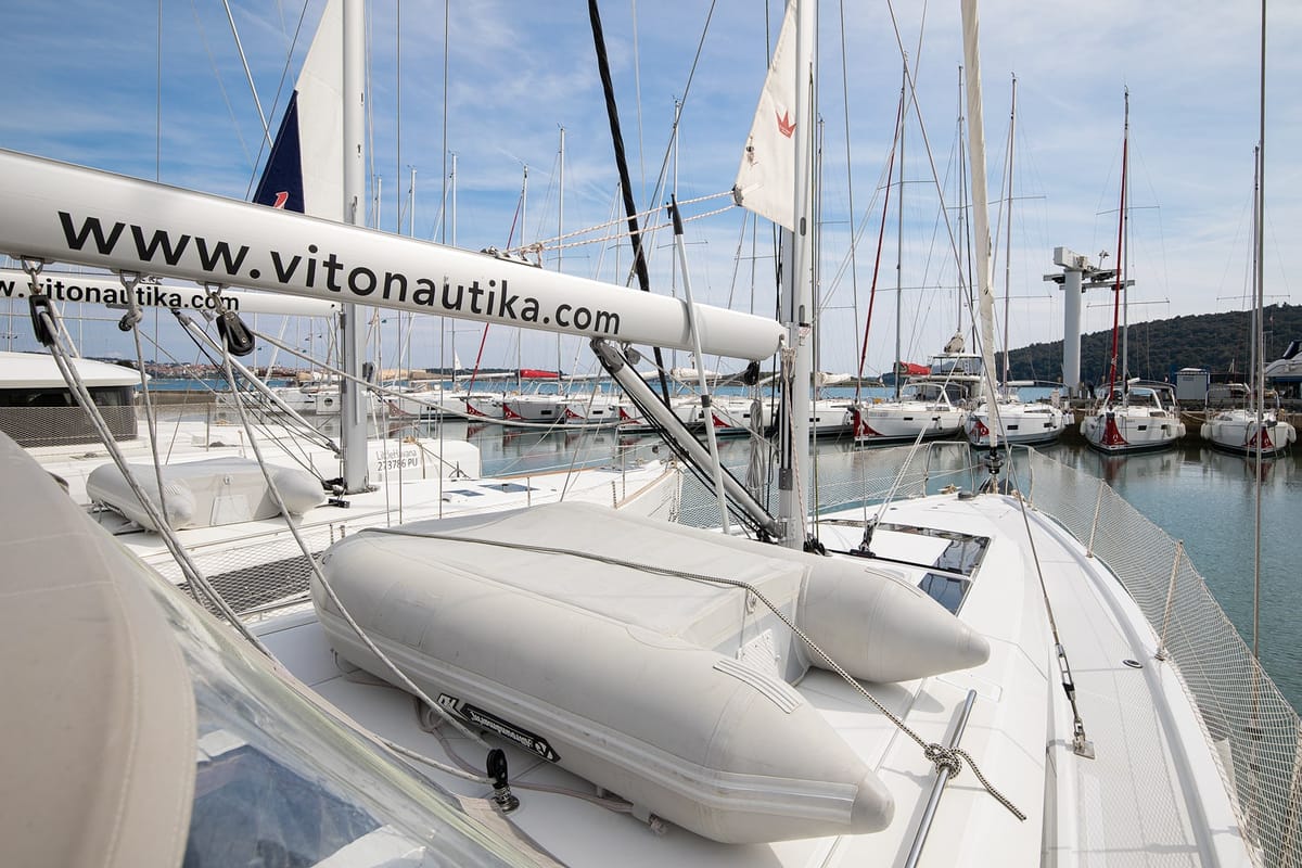 Deck of Amore di Mare, a Beneteau Oceanis 46.1 sailboat at Općina Medulin, Croatia