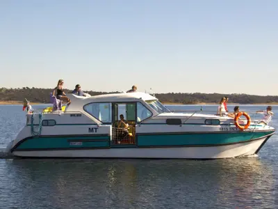 Cruiser Comfort 6/9 Pers., a Nicols Nicols Confort 1100 motorboat at Portel, Portugal