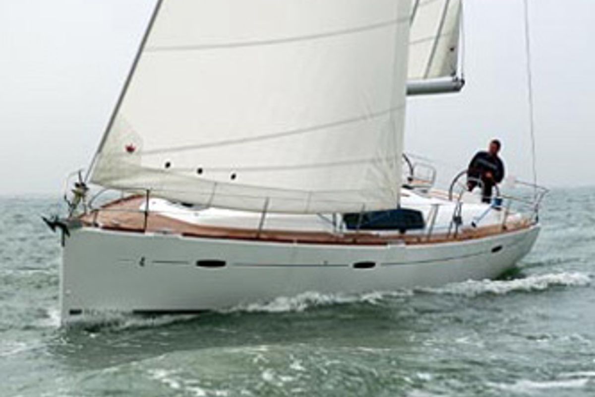 Alboran XXX Cubalibre, a Beneteau Oceanis 43 sailboat at El Rosario, Spain