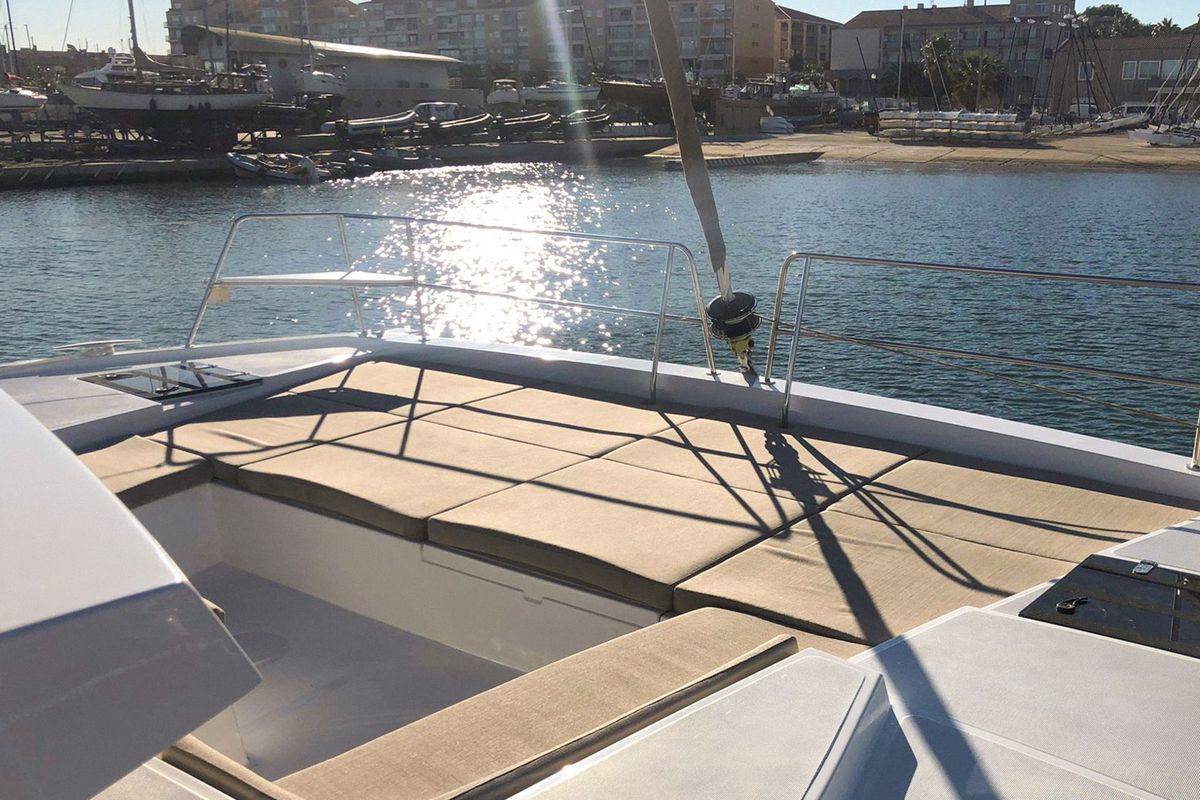 Deck of Aquilon, a Bali 4.2 catamaran at Plan-d'Aups-Sainte-Baume, France
