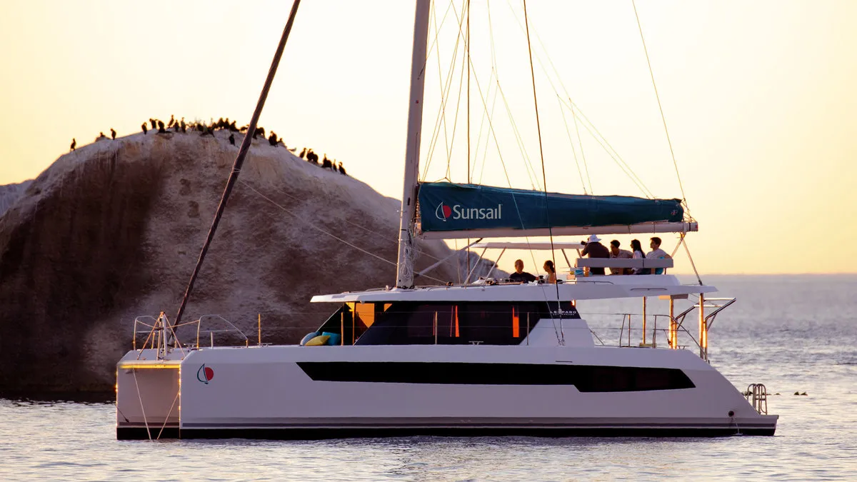 Exterior view of Sunsail 424/4/4 Classic, a Gulet Sunsail 424 catamaran at Placencia, Belize