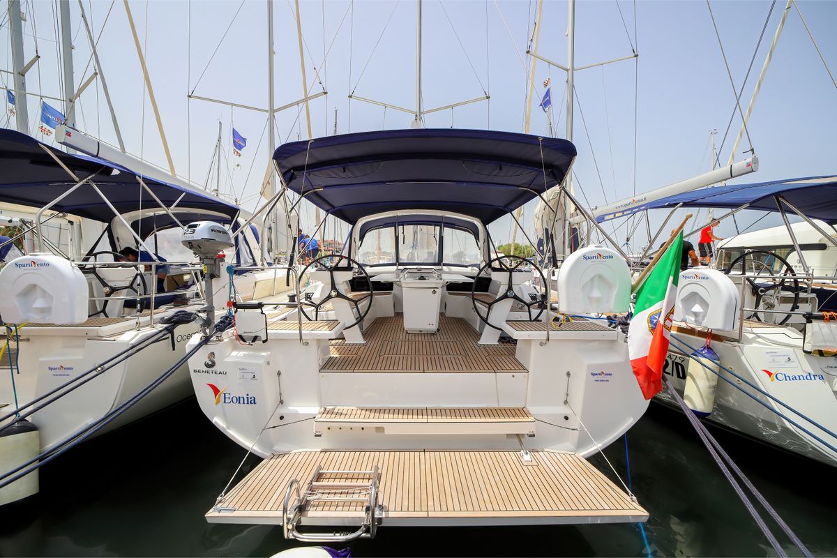Exterior view of Eonia, a Beneteau Oceanis 46.1 sailboat at Olbia, Italy