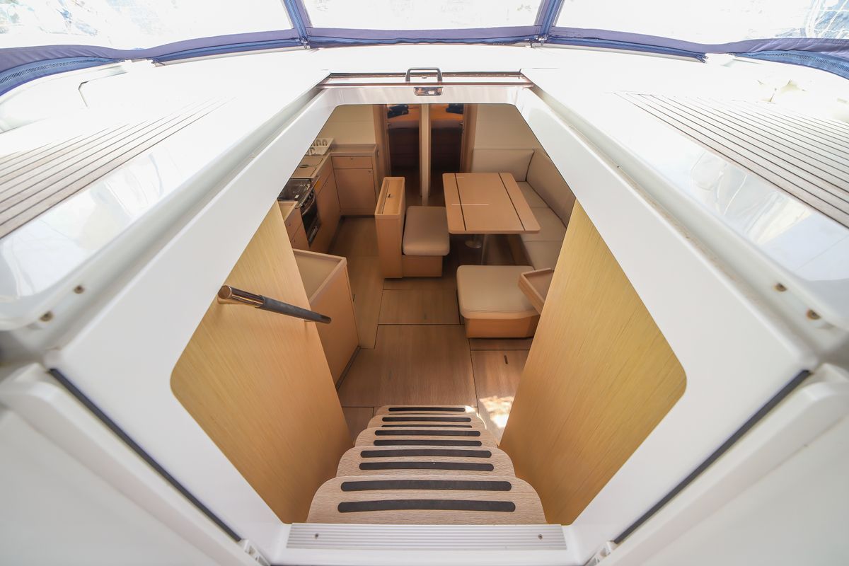 Salon of Eonia, a Beneteau Oceanis 46.1 sailboat at Olbia, Italy