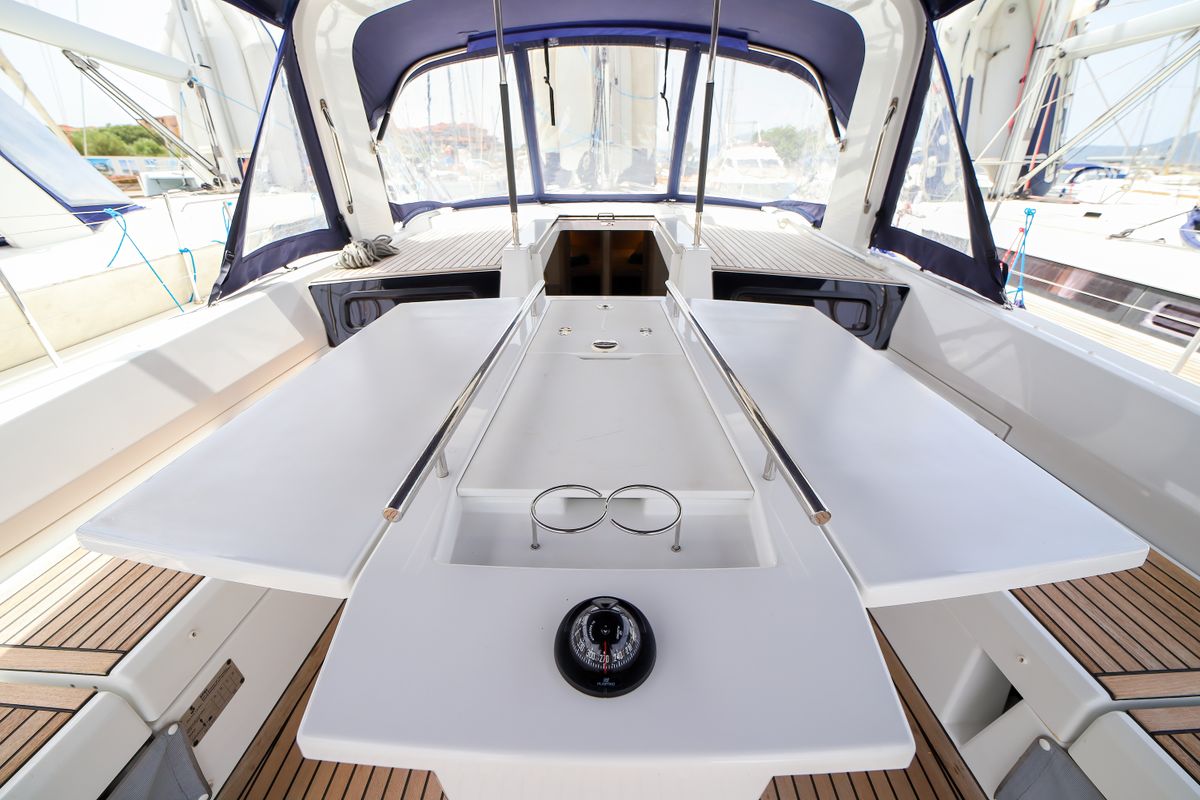 Deck of Eonia, a Beneteau Oceanis 46.1 sailboat at Olbia, Italy