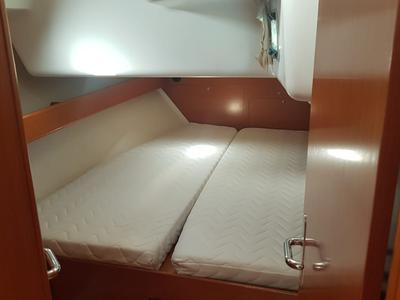 Cabin on Nisyros, a Beneteau Cyclades 50.5 sailboat at Piombino, Italy