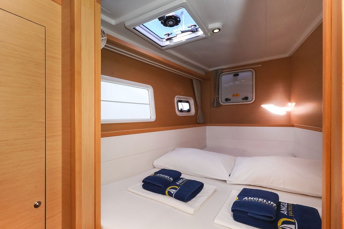 Cabin on Kinga V, a Lagoon 400 S2 catamaran at Grad Vodice, Croatia