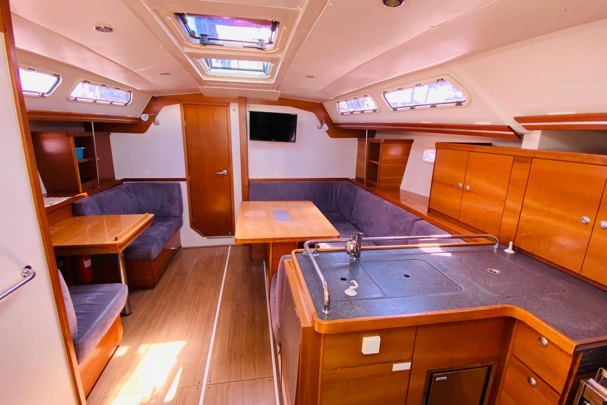 Salon of Performance Cruiser, a Hanse Yachts Hanse 430e sailboat at Grad Pula, Croatia