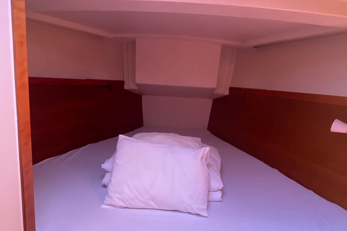 Cabin on Performance Cruiser, a Hanse Yachts Hanse 430e sailboat at Grad Pula, Croatia