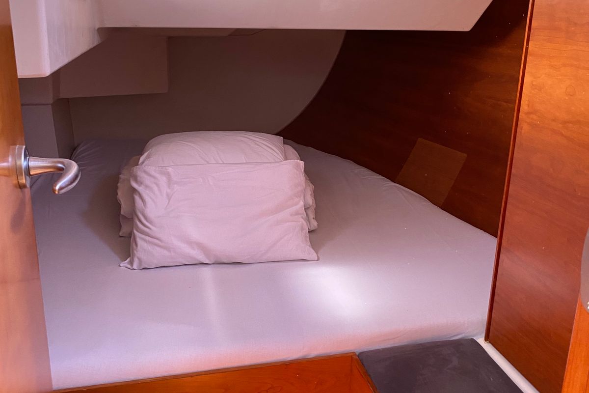 Cabin on Performance Cruiser, a Hanse Yachts Hanse 430e sailboat at Grad Pula, Croatia