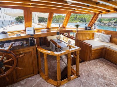 Cockpit of Gideon, a Unknown Gideon yacht at Grad Kaštela, Croatia