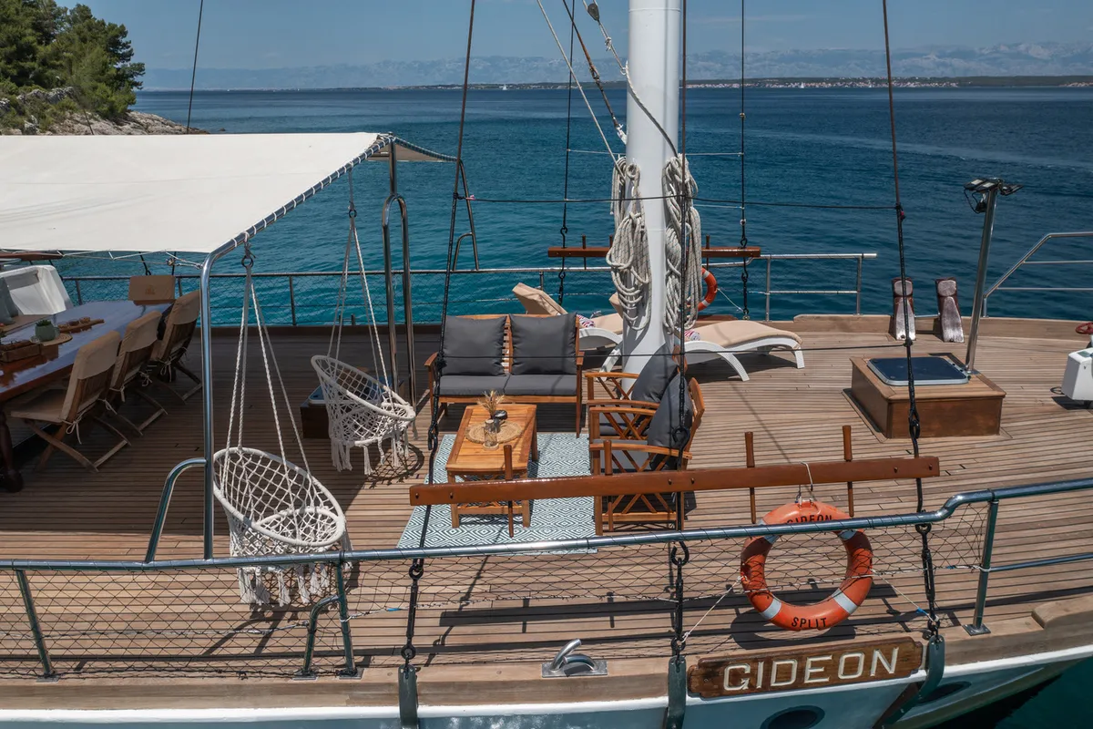 Head on Gideon, a Unknown Gideon yacht at Grad Kaštela, Croatia