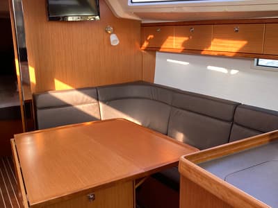 Salon of Hanni, a Bavaria Cruiser 37 sailboat at Grad Šibenik, Croatia
