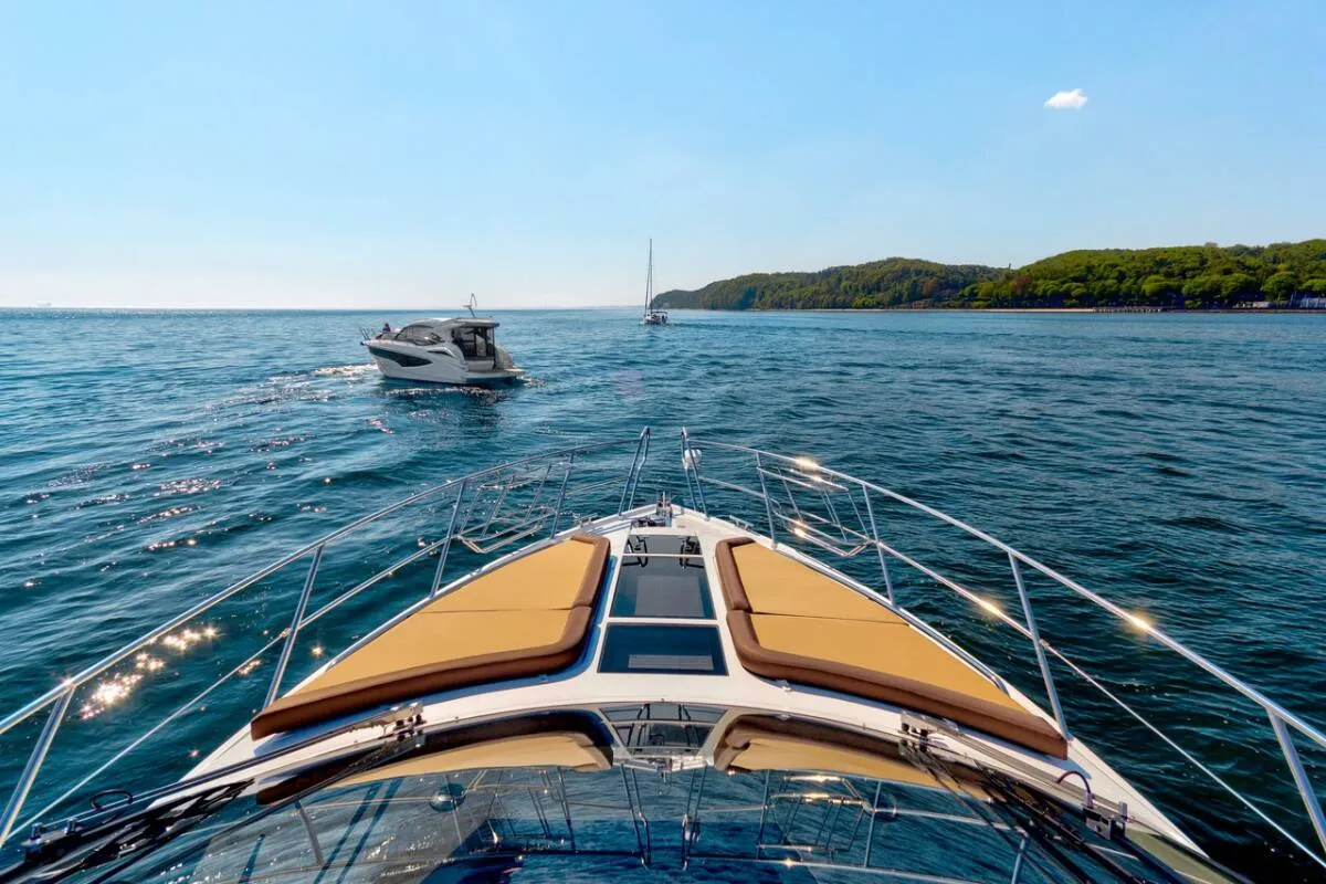 Exterior view of Amber Blue, a Galeon 420 Fly yacht at Općina Sukošan, Croatia