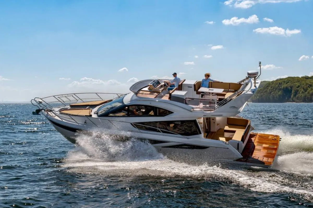 Exterior view of Amber Blue, a Galeon 420 Fly yacht at Općina Sukošan, Croatia