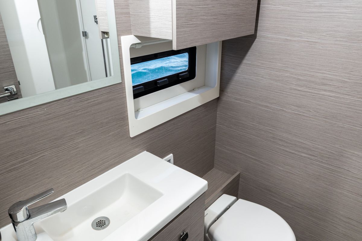 Head on Premium, a Fountaine Pajot MY6 catamaran at Municipal Unit of Apollonioi, Greece