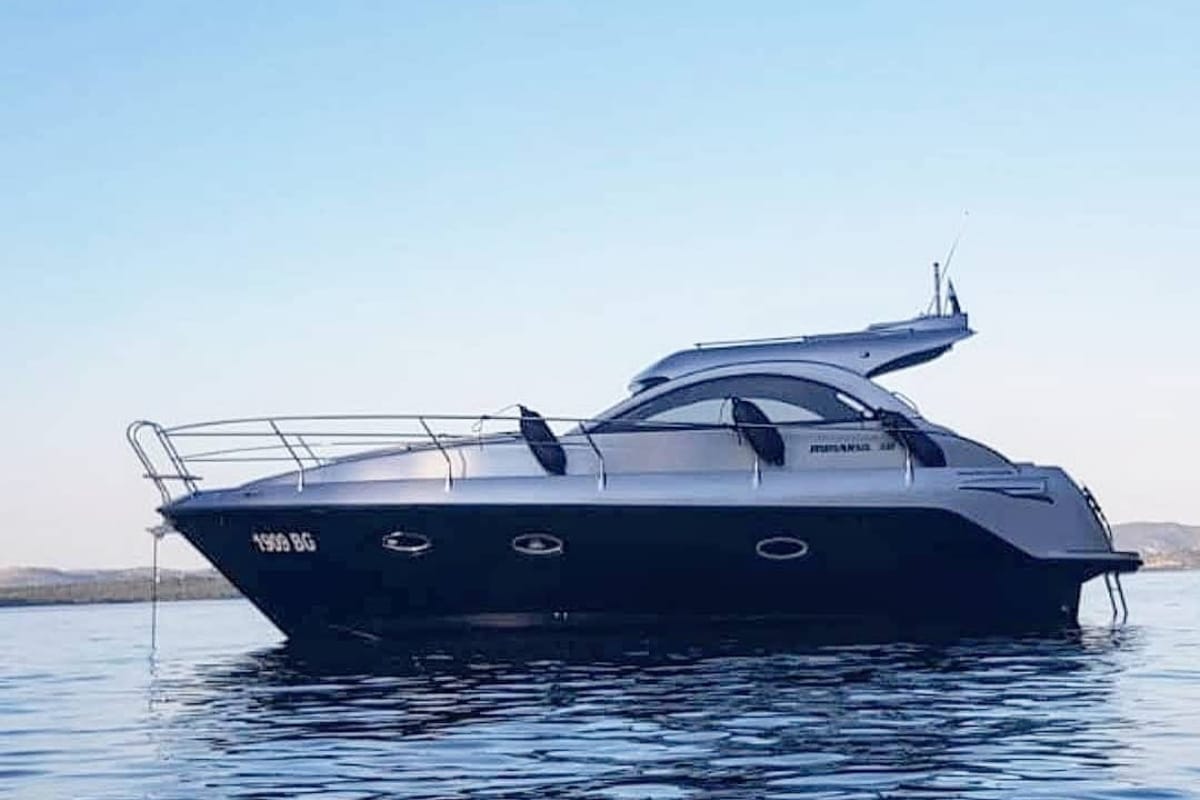 Exterior view of Max 1, a Grginić jahte Mirakul 30 motorboat at Općina Sukošan, Croatia