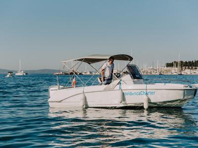 Exterior view of Benetau Flyer 6.6 Space Deck, a Beneteau Flyer 6.6 SpaceDeck motorboat at Grad Trogir, Croatia
