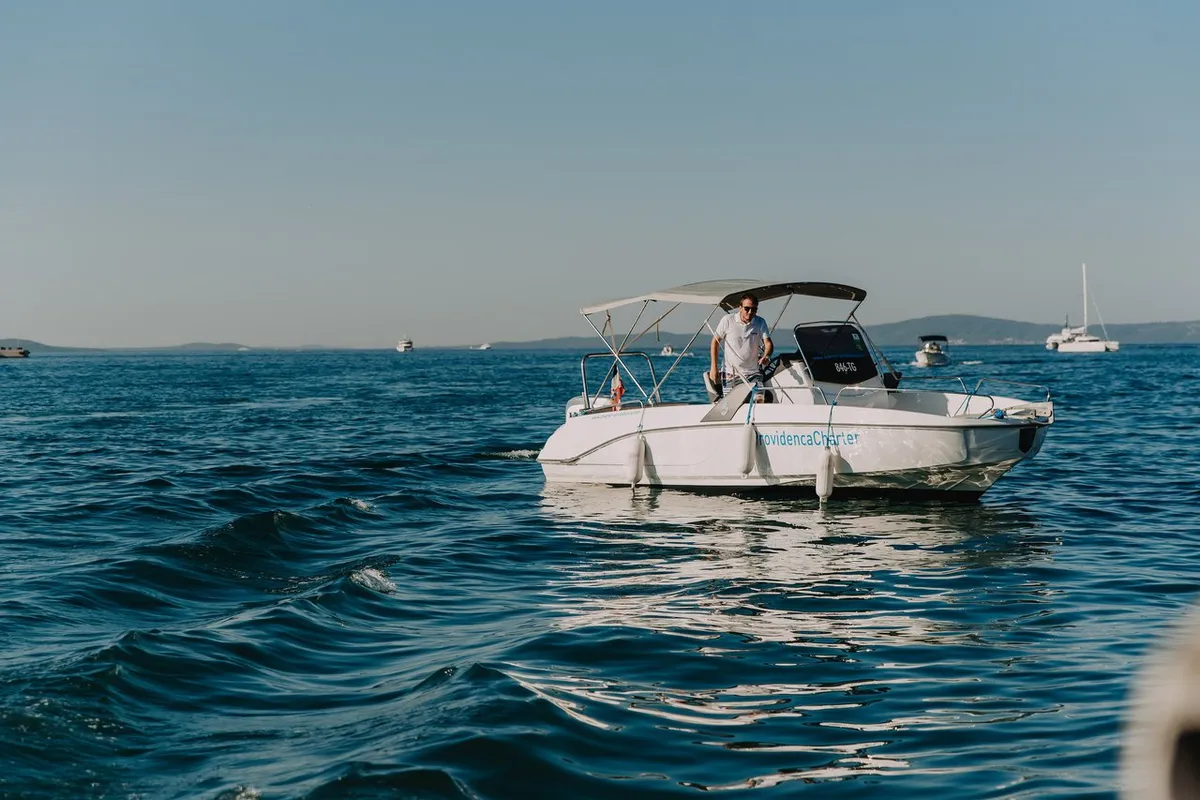 Exterior view of Benetau Flyer 6.6 Space Deck, a Beneteau Flyer 6.6 SpaceDeck motorboat at Grad Trogir, Croatia