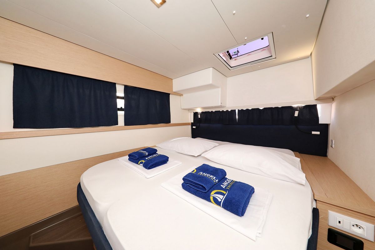 Cabin on Feeling Free, a Fountaine Pajot Saba 50 catamaran at Općina Sveti Filip i Jakov, Croatia