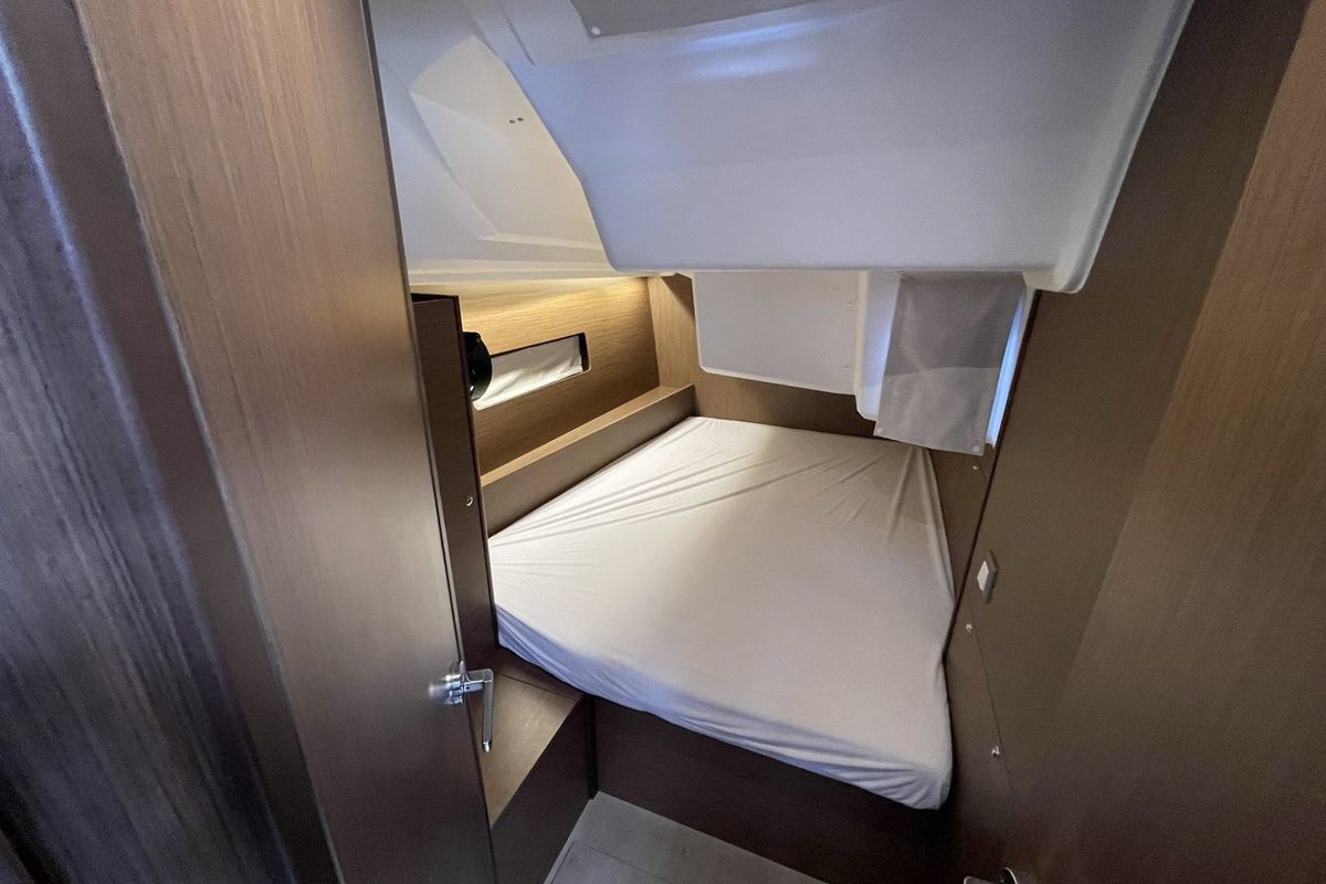 Cabin on LOL, a Beneteau Oceanis 40.1 sailboat at Lavreotiki Municipal Unit, Greece
