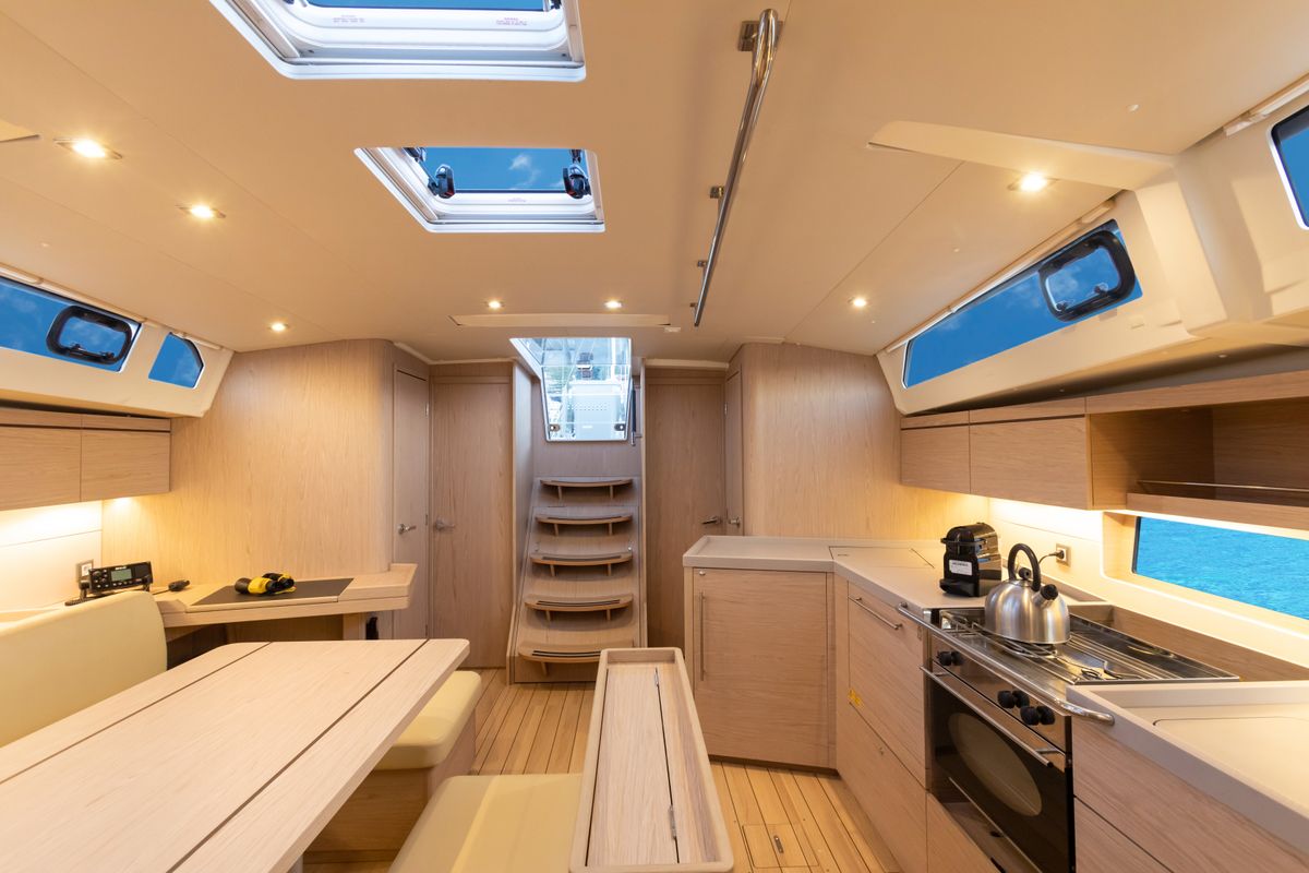 Salon of Daphne, a Beneteau Oceanis 46.1 sailboat at Capo d'Orlando, Italy