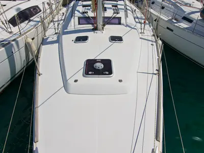 Deck of SAPHISO II, a Beneteau Oceanis 43 sailboat at Betina, Croatia