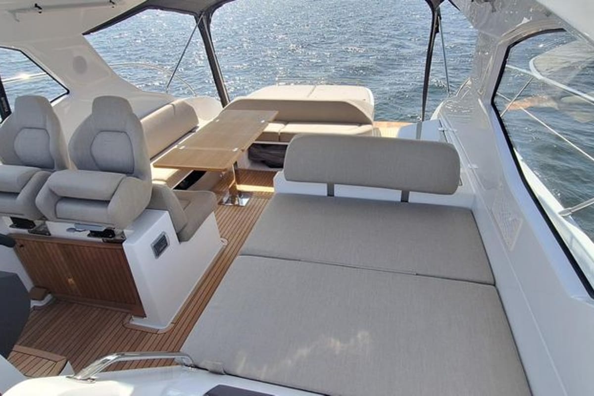 Sabijac, a Azimut Atlantis 45 yacht at Podstrana - Miljevac, Croatia