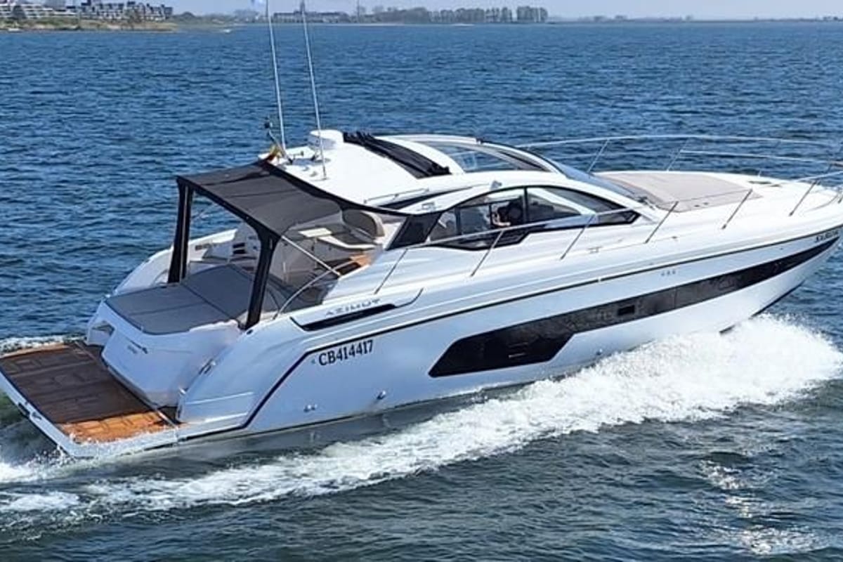 Sabijac, a Azimut Atlantis 45 yacht at Podstrana - Miljevac, Croatia