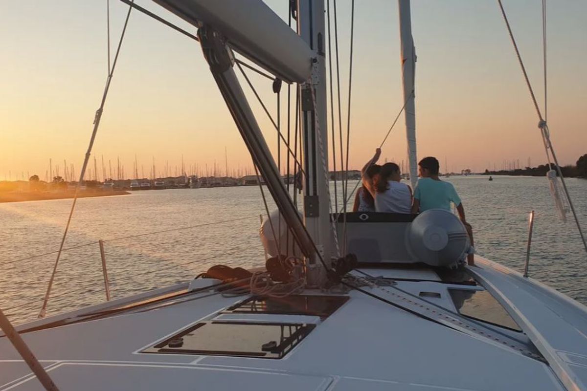 Deck of Enjoyablue, a Beneteau Oceanis 46.1 sailboat at Preveza, Greece