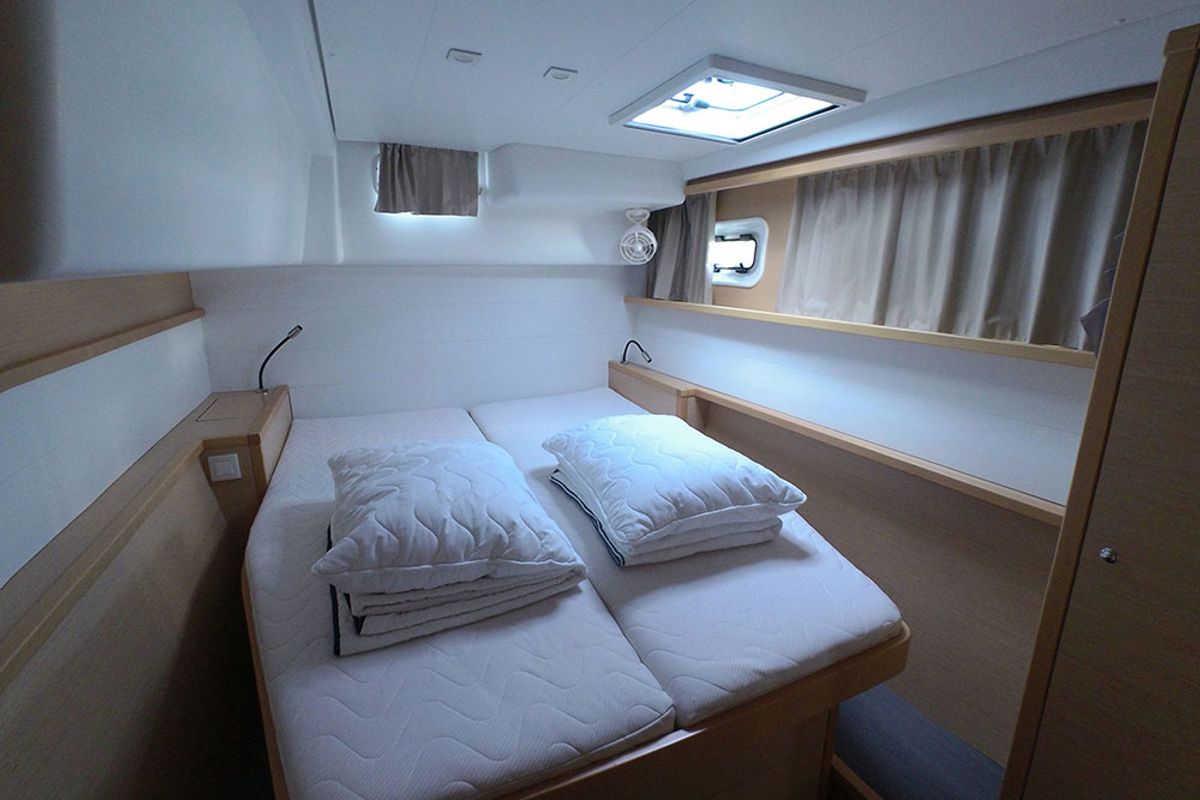 Cabin on Belo, a Lagoon 450 F catamaran at Grad Kaštela, Croatia