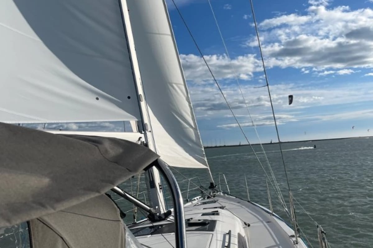 Deck of Comfort, a Dufour 470 sailboat at Grimaud, France
