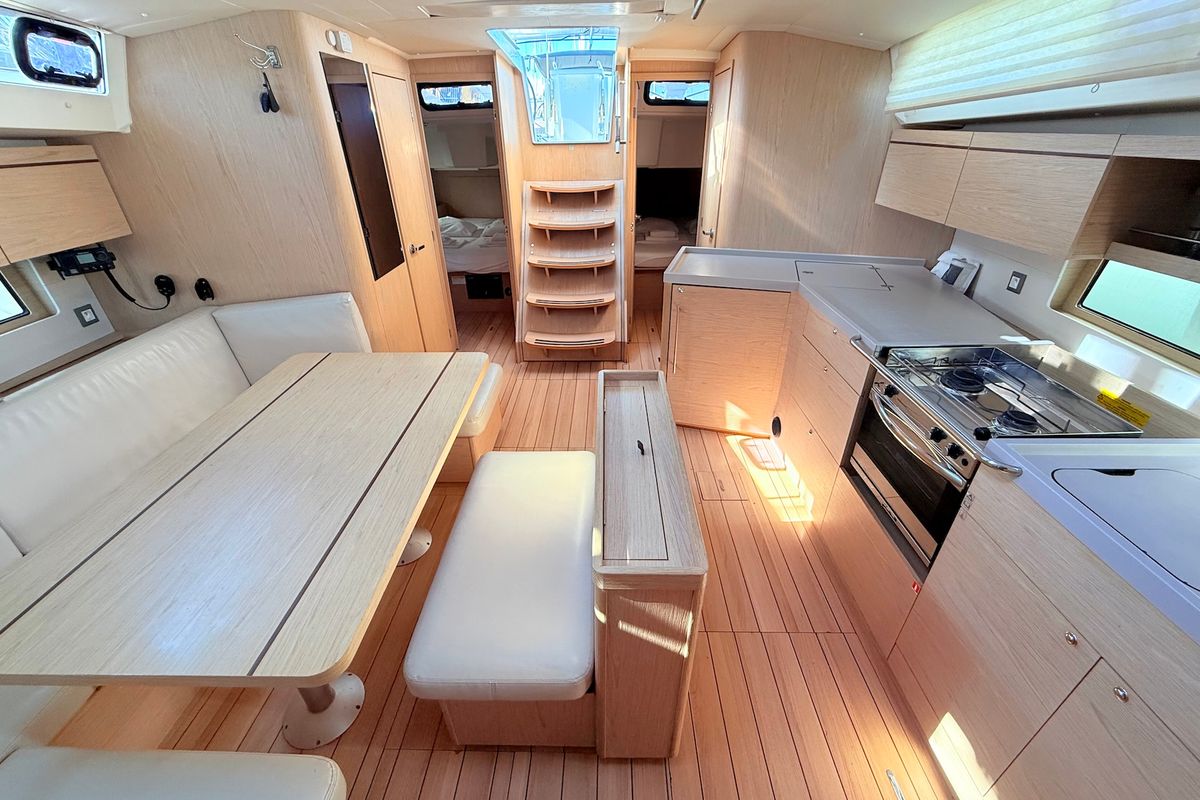 Salon of Sara, a Beneteau Oceanis 46.1 sailboat at Općina Sukošan, Croatia