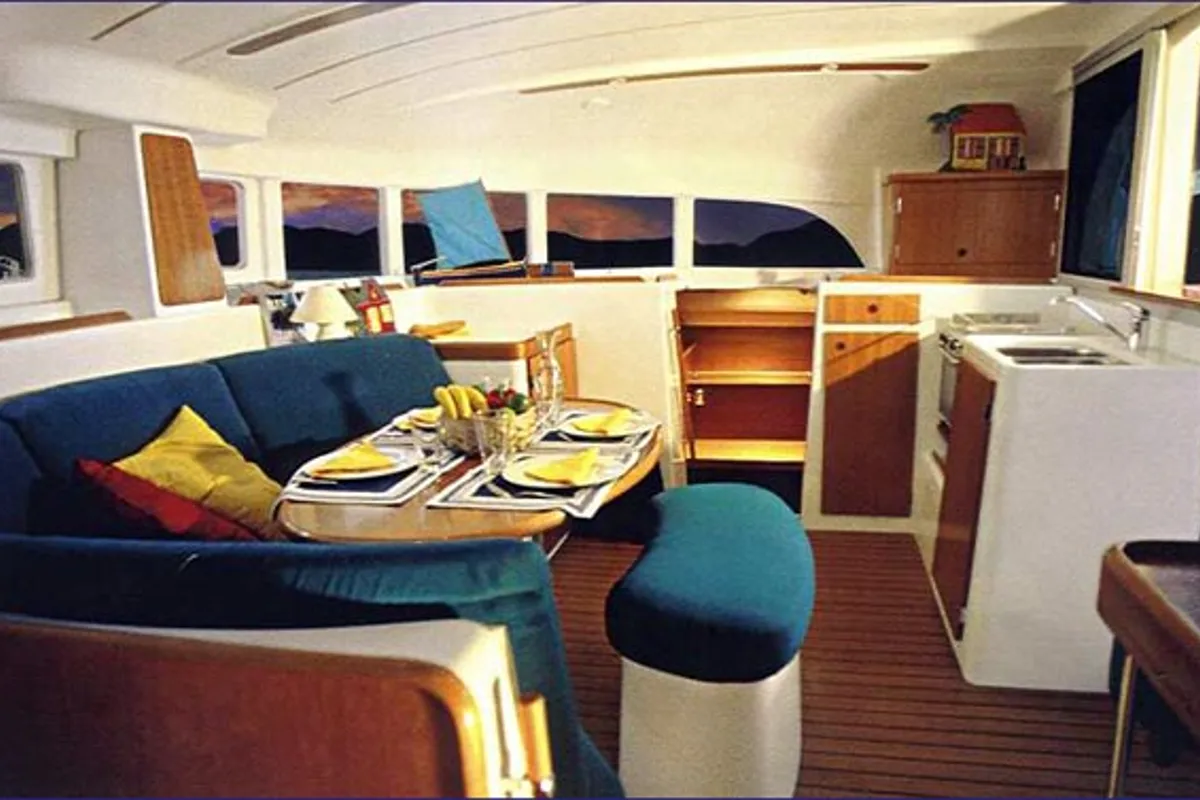 Salon of LANME, a Lagoon 380 catamaran at Propriano, France