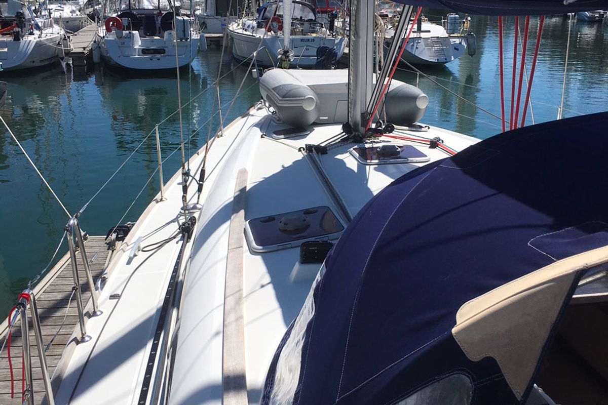 Deck of Tewa, a Jeanneau Sun Odyssey 44 i sailboat at Port Navalo, France