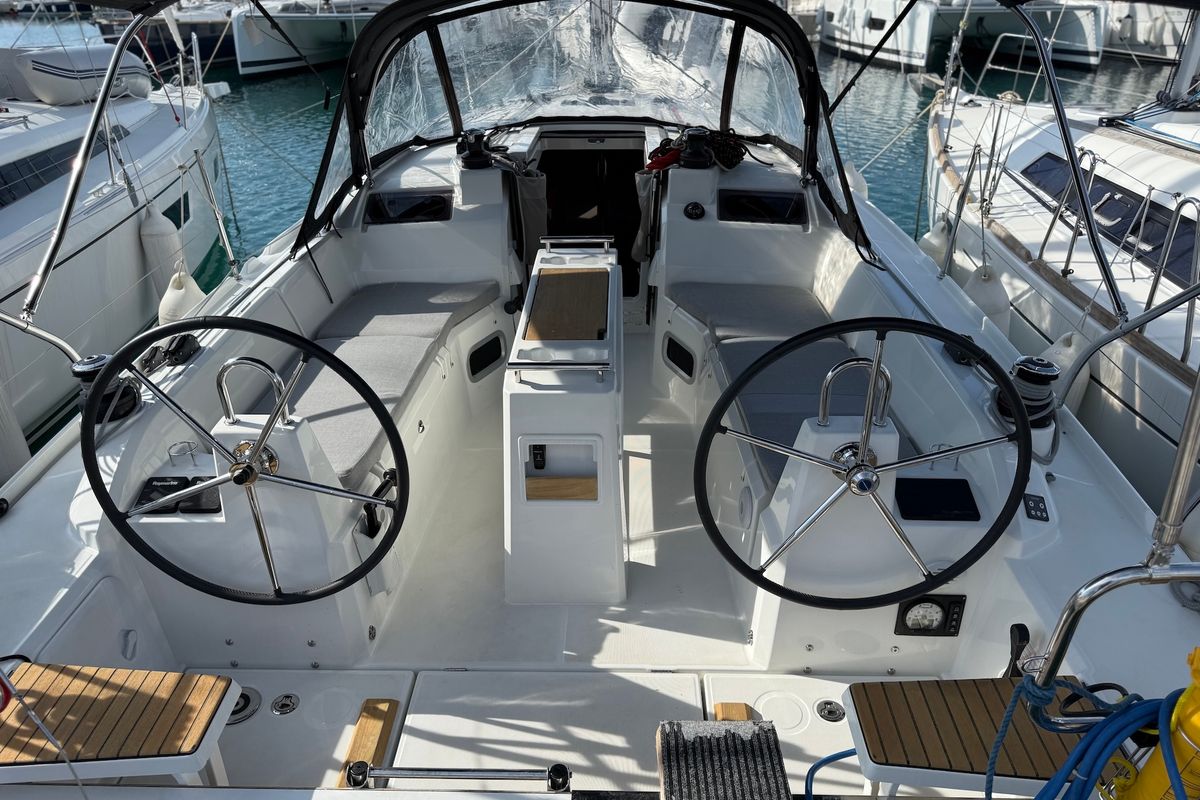 Cockpit of Clara, a Beneteau Oceanis 34.1 sailboat at Općina Sukošan, Croatia