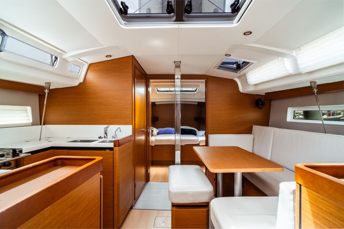 Salon of Marilyn, a Jeanneau Sun Odyssey 440 sailboat at Olbia, Italy