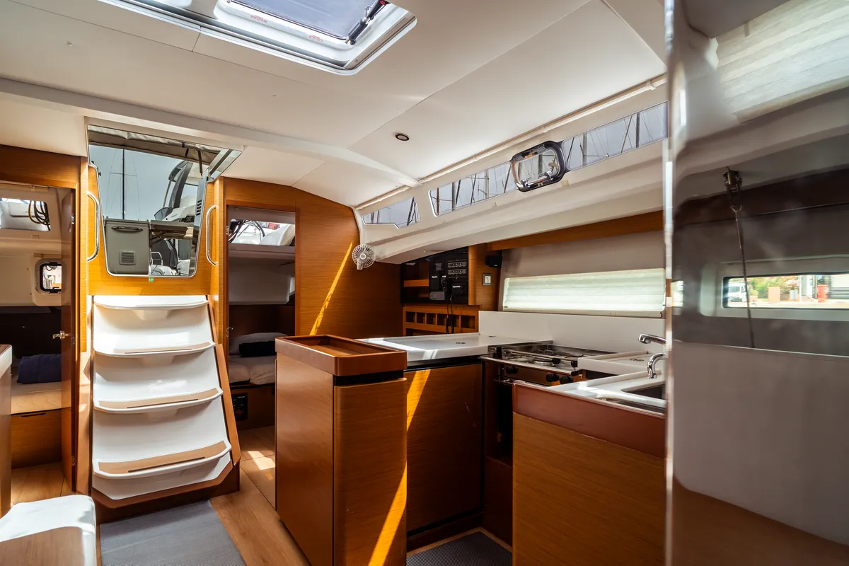 Galley of Marilyn, a Jeanneau Sun Odyssey 440 sailboat at Olbia, Italy