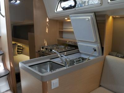 Galley of TEMPUS II BCN OC30.1, a Beneteau Oceanis 30.1 sailboat at Barcelona, Spain
