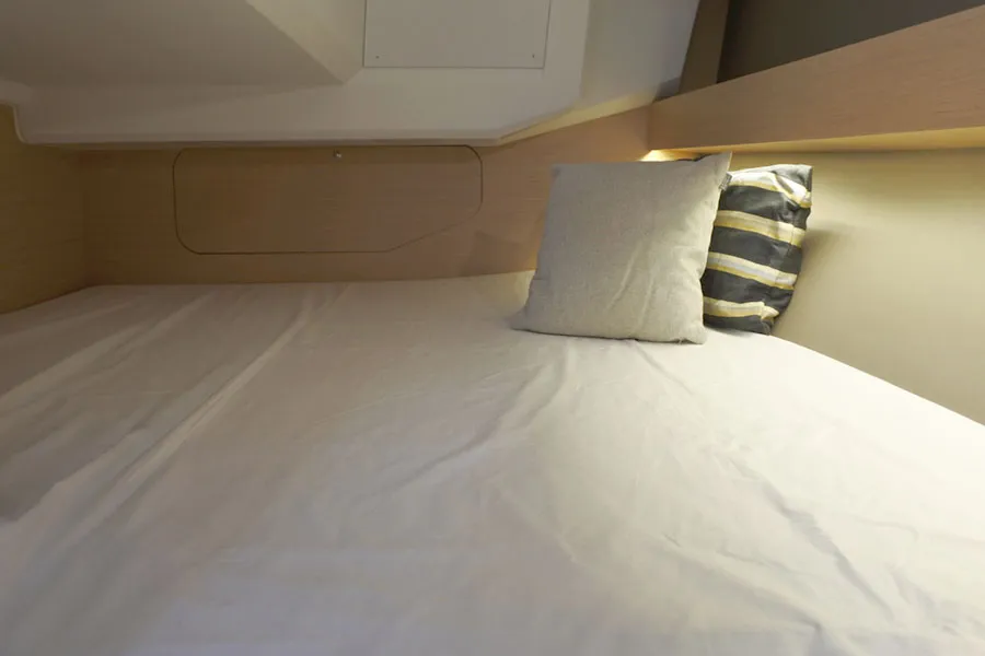 Cabin on TEMPUS II BCN OC30.1, a Beneteau Oceanis 30.1 sailboat at Barcelona, Spain