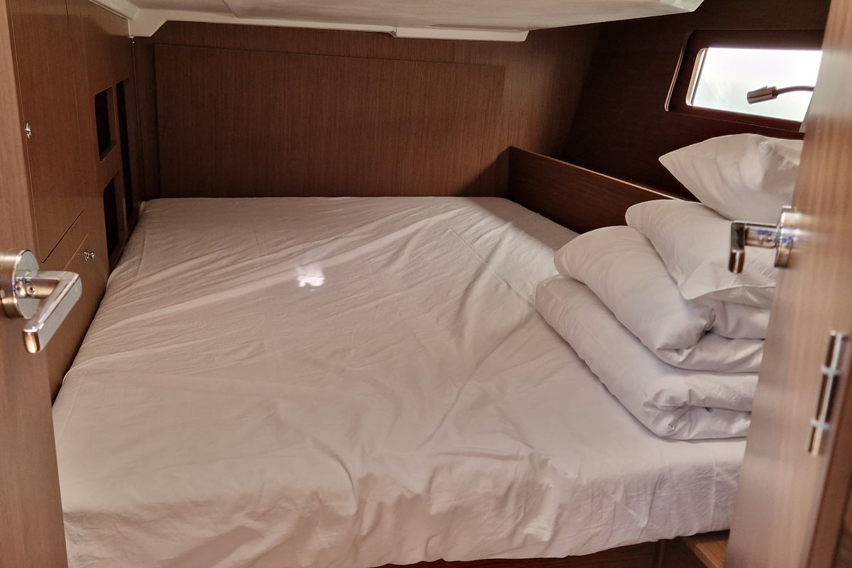 Vanga, a Beneteau Oceanis 46.1 sailboat at Dubrovnik, Croatia