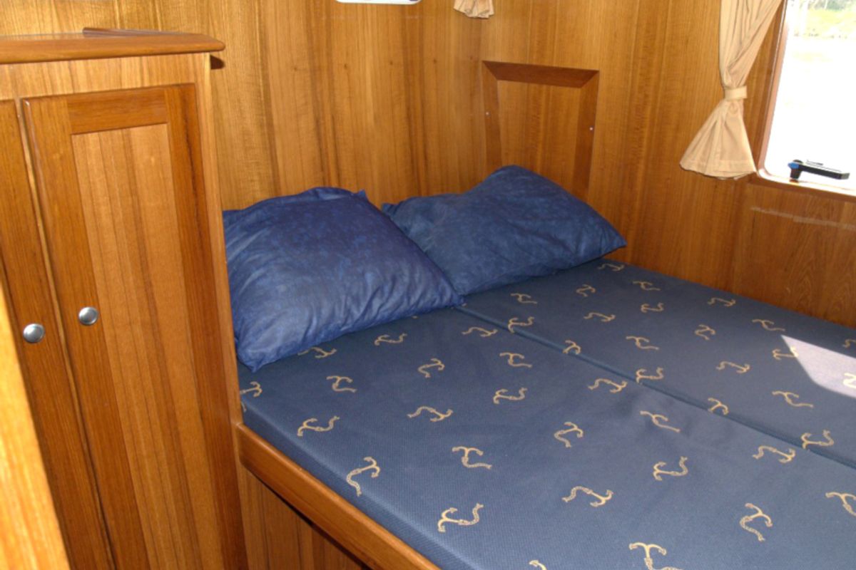 Cabin on Drait 104, a De Drait Renal 36 motorboat at Woudsend, Netherlands