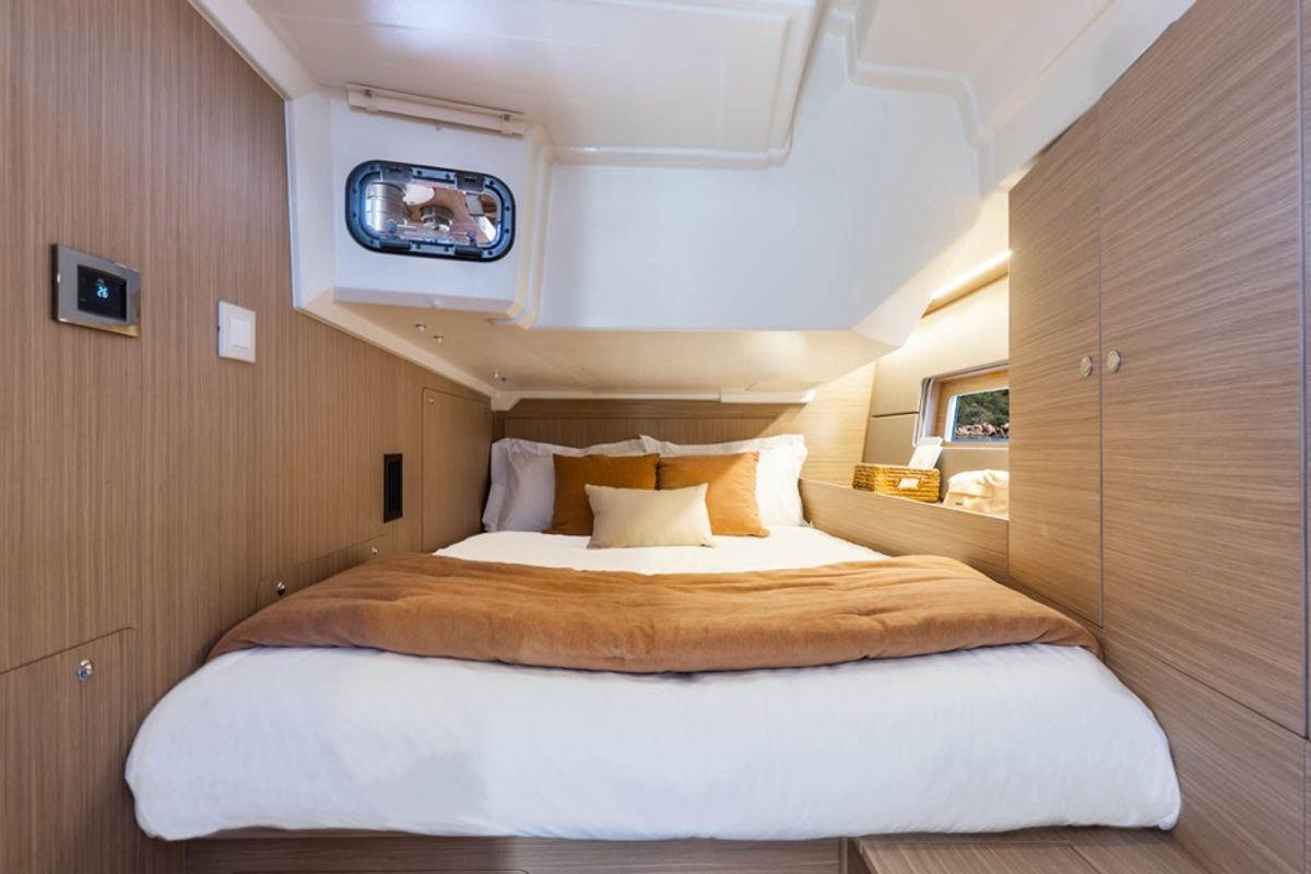 Cabin on Nina, a Beneteau Oceanis 47 sailboat at Olbia, Italy